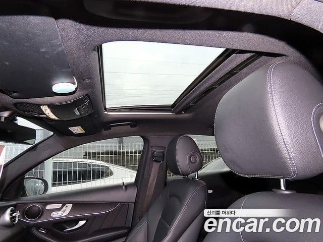 Mercedes-Benz GLC-Class 2021 — ფოტო 9/20
