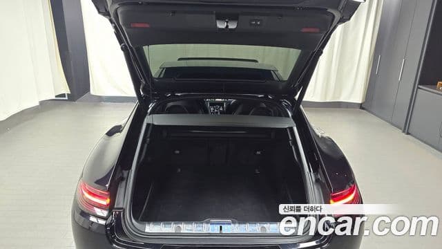 Porsche Panamera 2020 — Photo 26/33