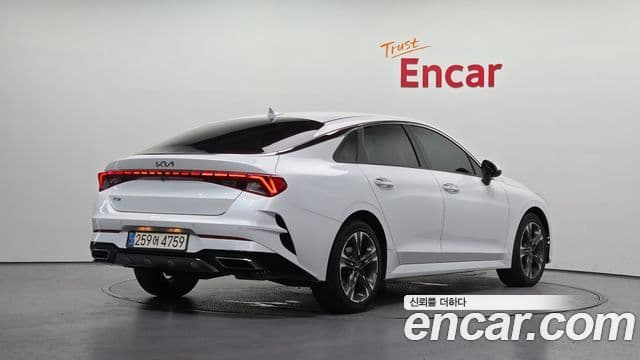 Kia K5 2022 — Şəkil 2/20
