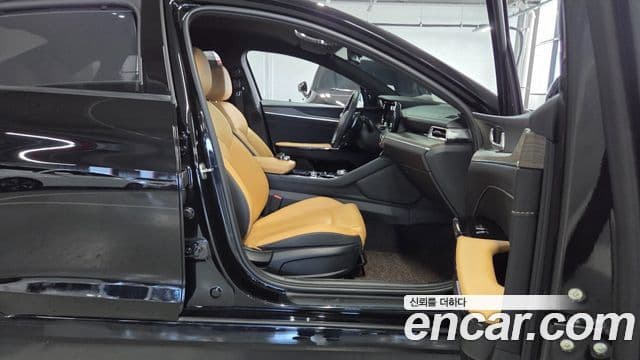 Kia K5 2022 — ფოტო 12/20