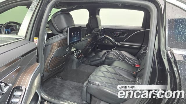 Mercedes-Benz S-Class 2022 — ფოტო 11/20