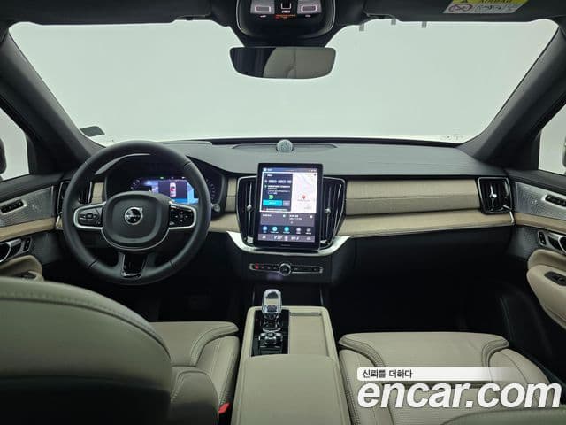 Volvo XC90 2025 — фото 9 из 20