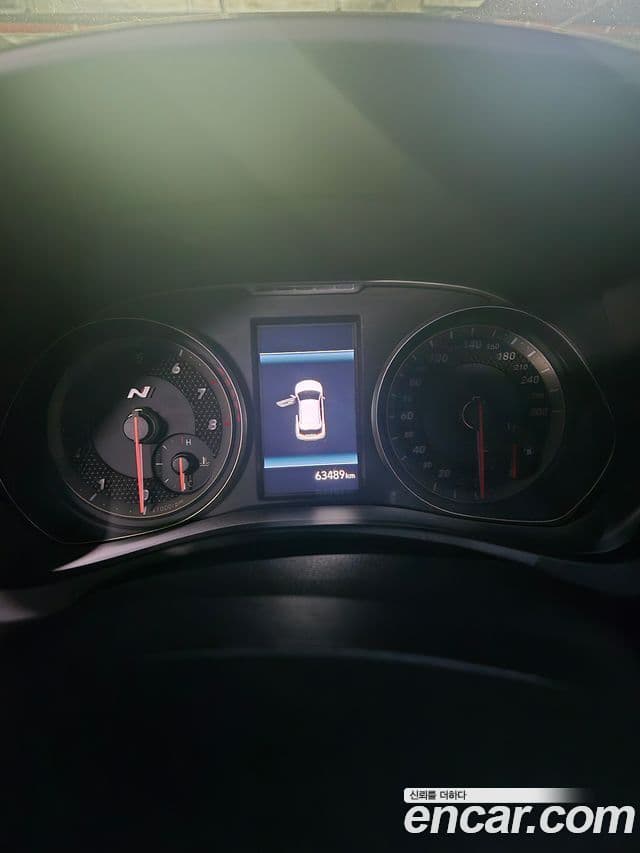Hyundai Veloster 2020 — фото 5 из 9