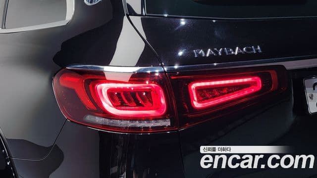 Mercedes-Benz GLS-Class 2023 — Photo 20/42