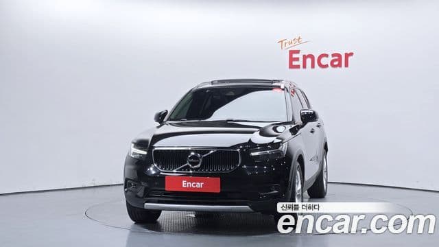 Volvo XC40 2019 — Şəkil 3/20