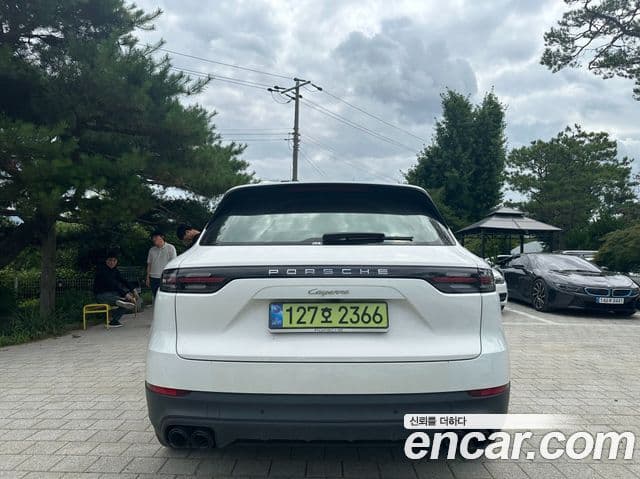 Porsche Cayenne 2023 — фото 4 из 17