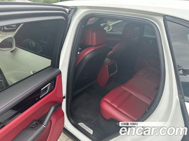 Porsche Cayenne 2023 — Şəkil 13/17