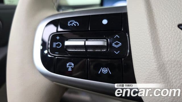 Genesis Electrified G80 2024 — ფოტო 19/20