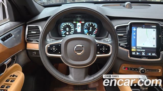 Volvo XC90 2019 — Photo 5/20