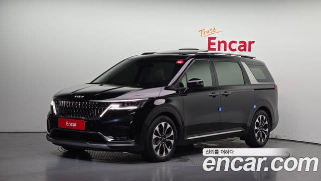 Kia Carnival 2023 — ფოტო 1/20