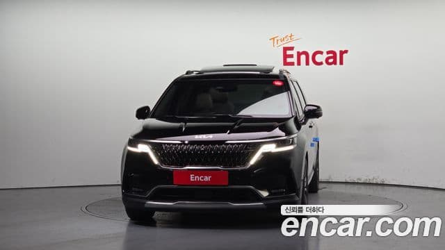 Kia Carnival 2023 — ფოტო 3/20