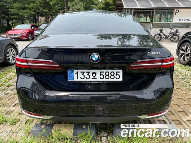 BMW 5 Series 2025 — ფოტო 3/15