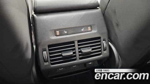 Land Rover Discovery Sport 2024 — Photo 2/34