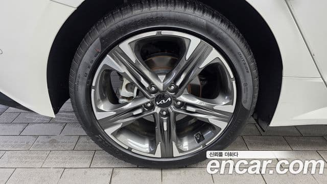 Kia K5 2023 — ფოტო 4/20