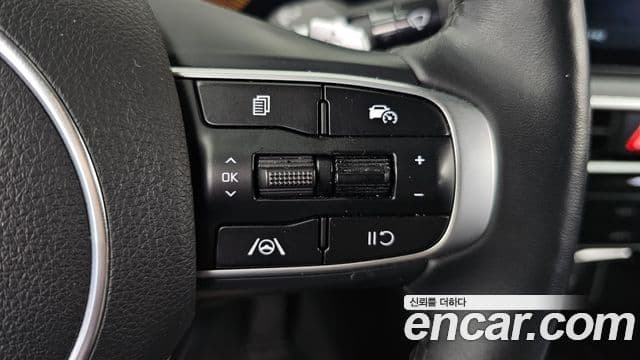 Kia K5 2025 — фото 18 из 20