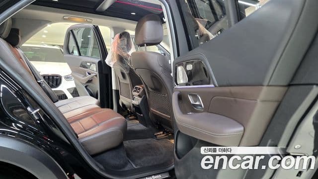 Mercedes-Benz GLE-Class 2022 — Şəkil 7/20