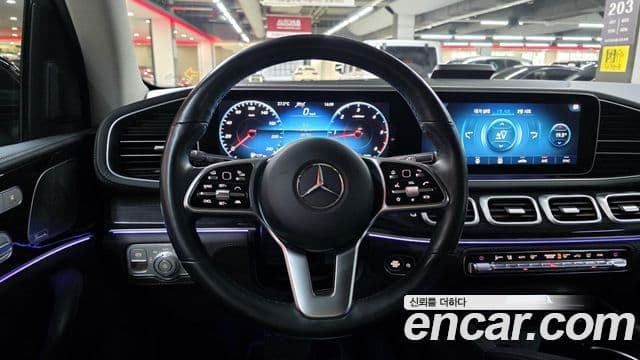 Mercedes-Benz GLE-Class 2022 — Şəkil 8/20
