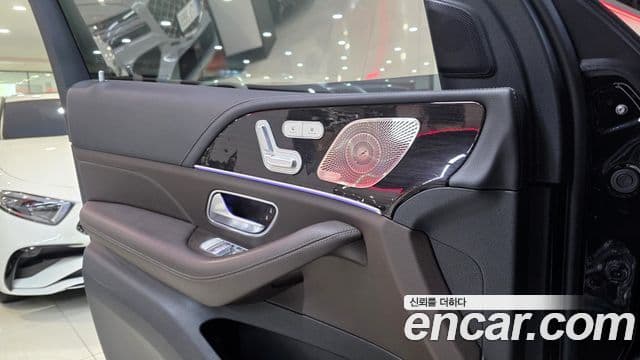 Mercedes-Benz GLE-Class 2022 — Şəkil 16/20