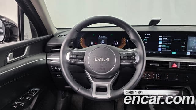 Kia K5 2024 — Şəkil 12/20