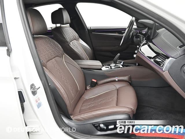 BMW 5 Series 2022 — Şəkil 8/20