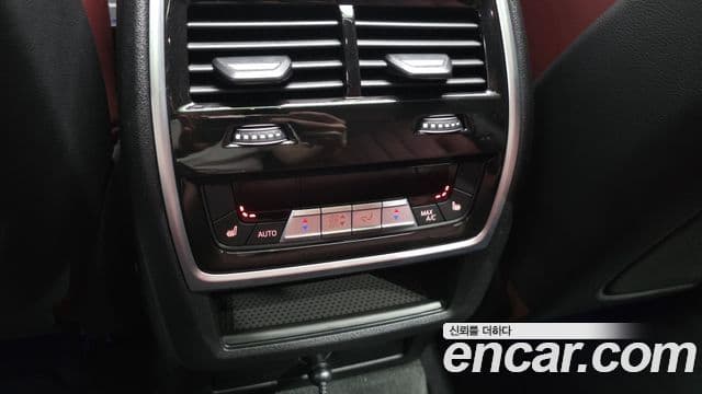 BMW X6 2021 — Şəkil 19/20