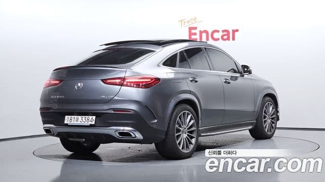 Mercedes-Benz GLE-Class 2023 — Photo 35/38