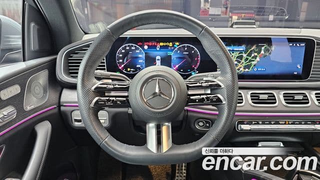 Mercedes-Benz GLE-Class 2023 — Photo 8/38