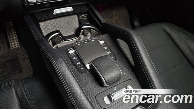 Mercedes-Benz GLE-Class 2023 — Photo 27/38