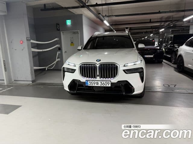 BMW X7 2025 — ფოტო 6/12
