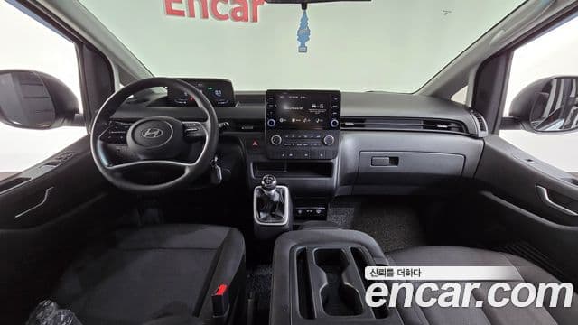 Hyundai Staria 2024 — фото 11 из 20