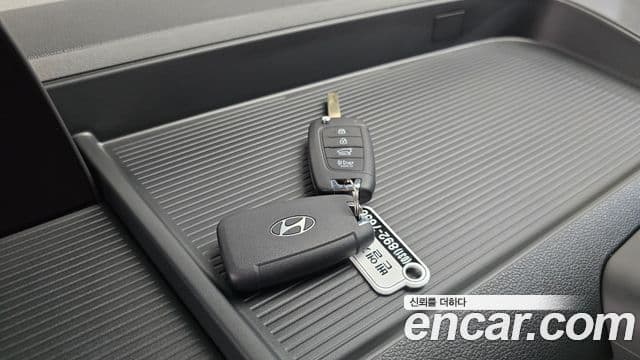 Hyundai Staria 2024 — Şəkil 15/20