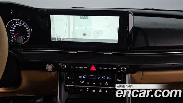Kia Carnival 2021 — Фото 16/20