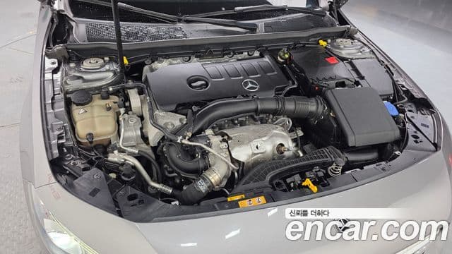 Mercedes-Benz A-Class 2020 — ფოტო 8/20