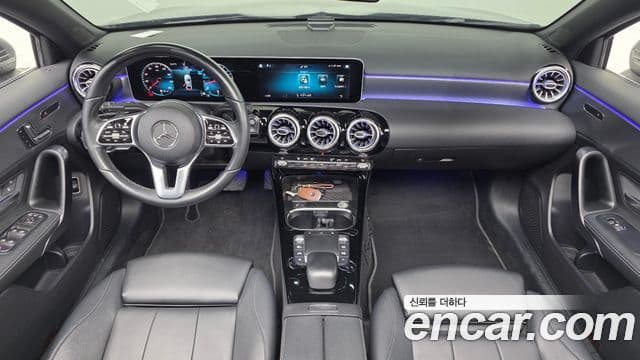 Mercedes-Benz A-Class 2020 — ფოტო 7/20