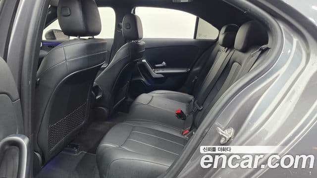 Mercedes-Benz A-Class 2020 — ფოტო 3/20