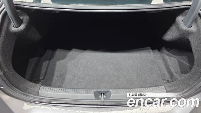 Mercedes-Benz A-Class 2020 — ფოტო 13/20
