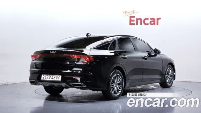 Kia K5 2022 — Şəkil 1/20