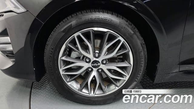 Kia K5 2022 — Şəkil 4/20