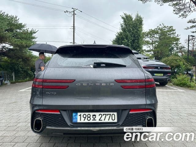 Genesis GV70 2023 — Şəkil 3/17