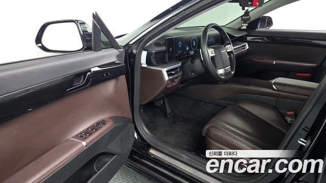 Hyundai Grandeur Hybrid 2023 — ფოტო 9/20