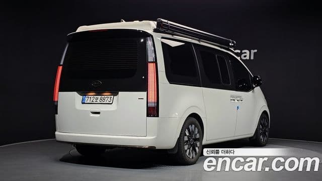 Hyundai Staria 2024 — ფოტო 2/20