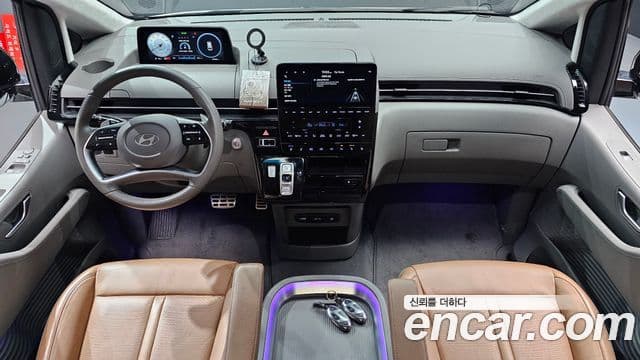 Hyundai Staria 2024 — ფოტო 7/20