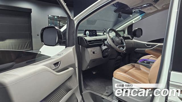 Hyundai Staria 2024 — ფოტო 10/20