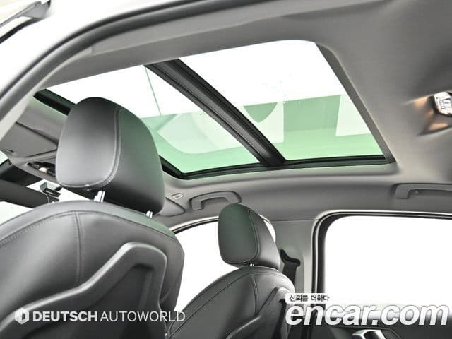 BMW 1 Series 2021 — фото 17 из 20