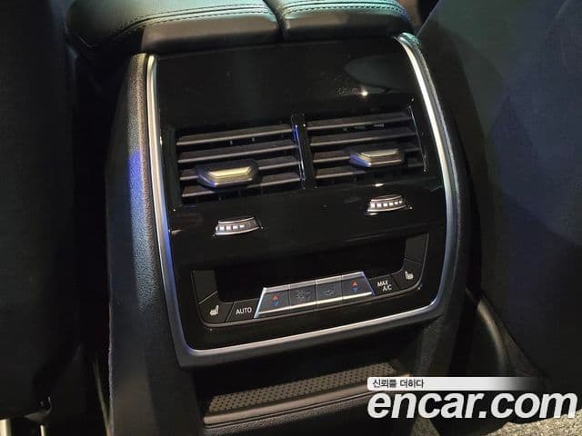 BMW X7 2024 — ფოტო 12/20