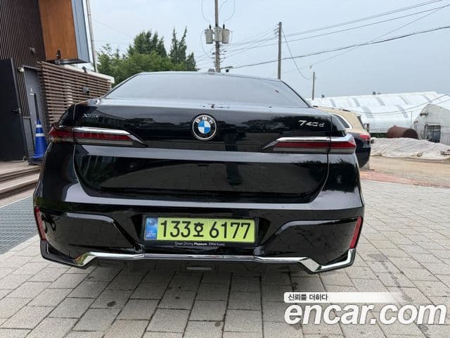 BMW 7 Series 2025 — Şəkil 4/15