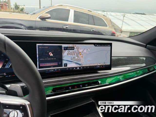BMW 7 Series 2025 — Şəkil 7/15