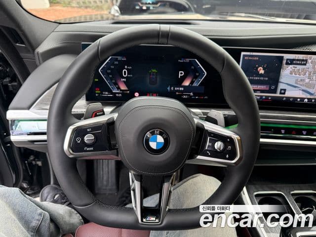 BMW 7 Series 2025 — Şəkil 8/15
