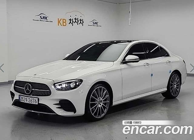 Mercedes-Benz E-Class 2022 — ფოტო 9/19