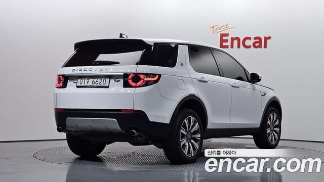 Land Rover Discovery Sport 2019 — Фото 2/20